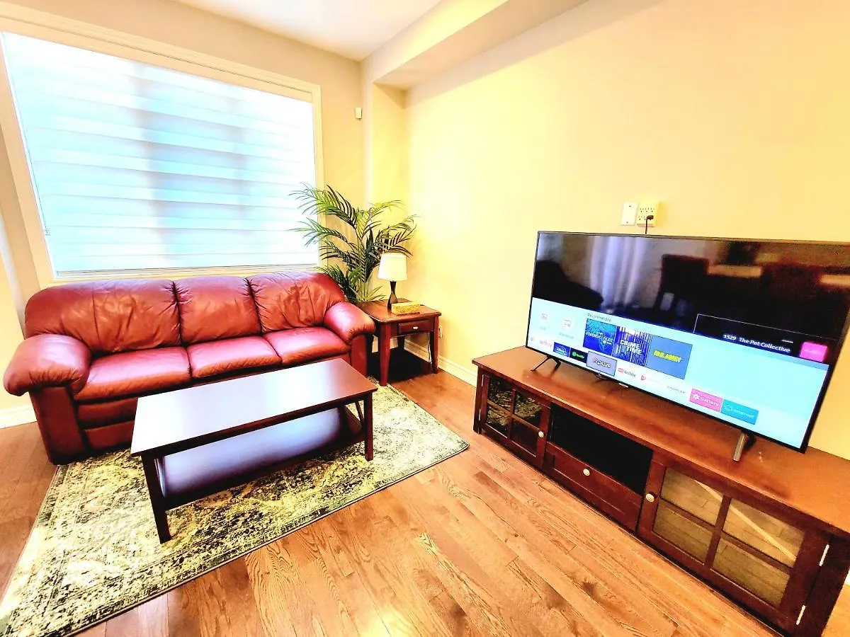 3 Bedroom Town House In Ottawa Close To Downtown Canada